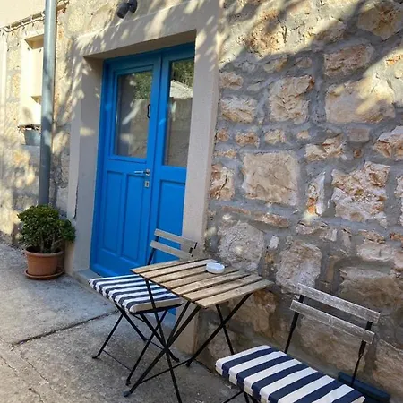 Apartman Ana *